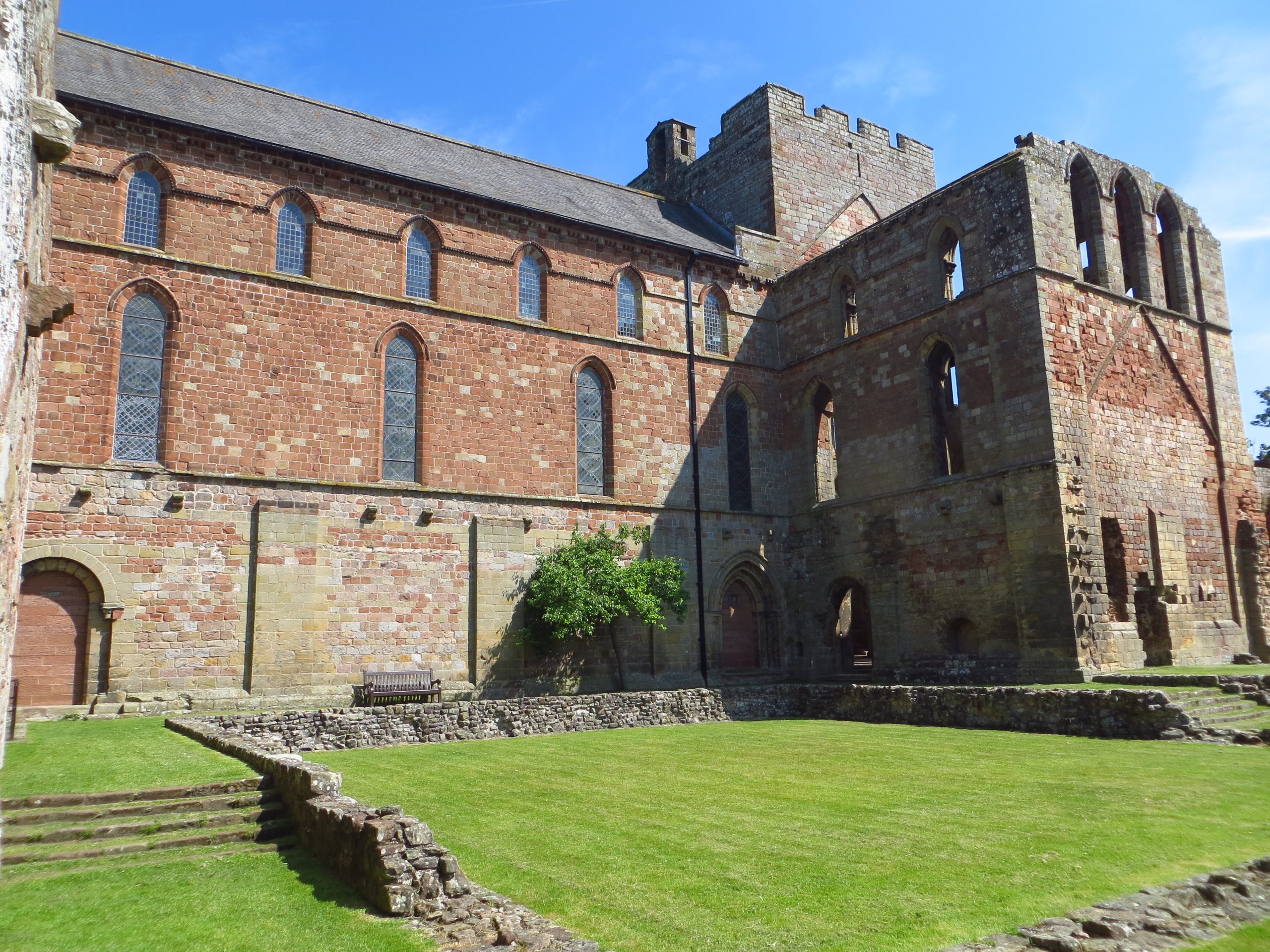 Die Lanercost Priory entlang des Hadrian's Wall Path