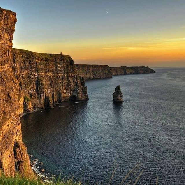 The Cliffs of Moher hiking images
