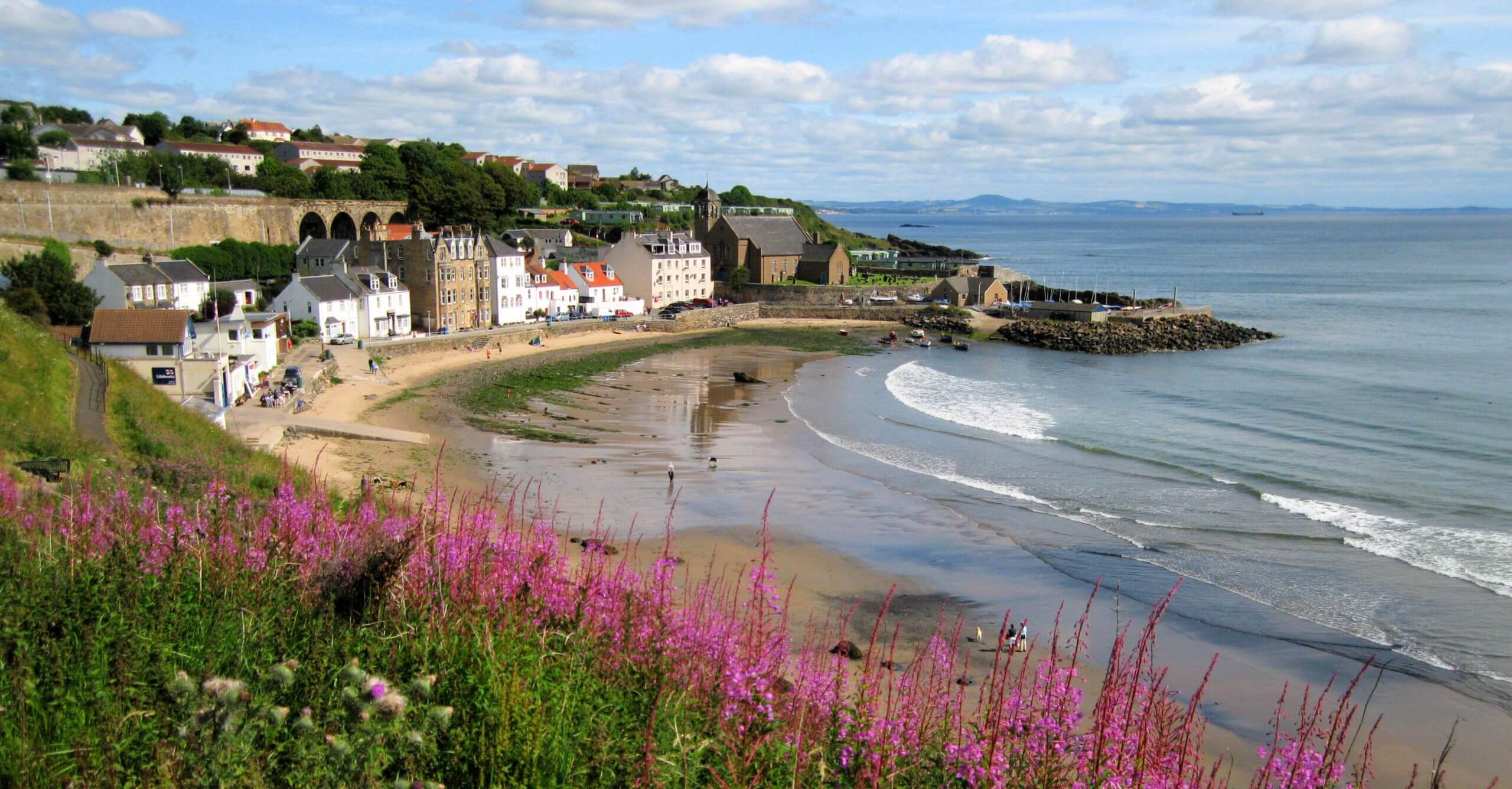 Kinghorn am Fife Coastal Path in Schottland