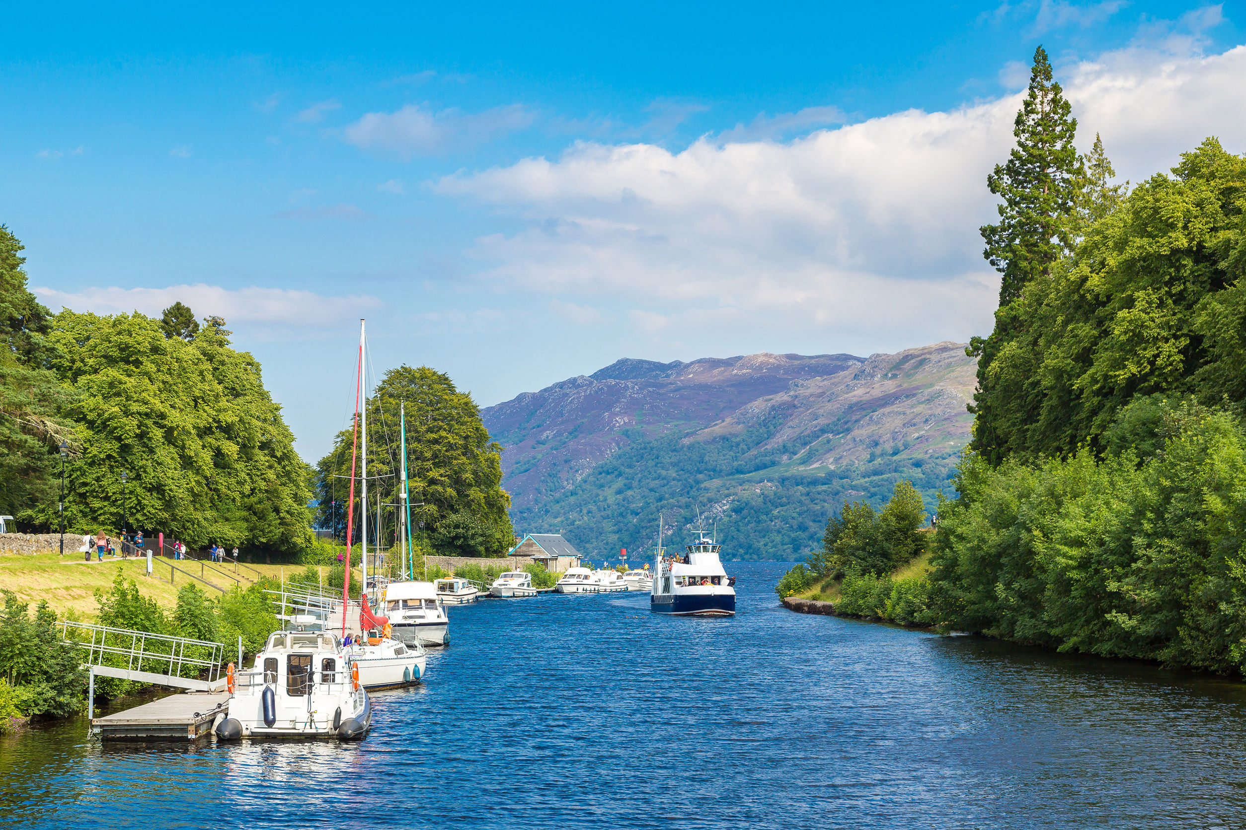 fort augustus and loch ness