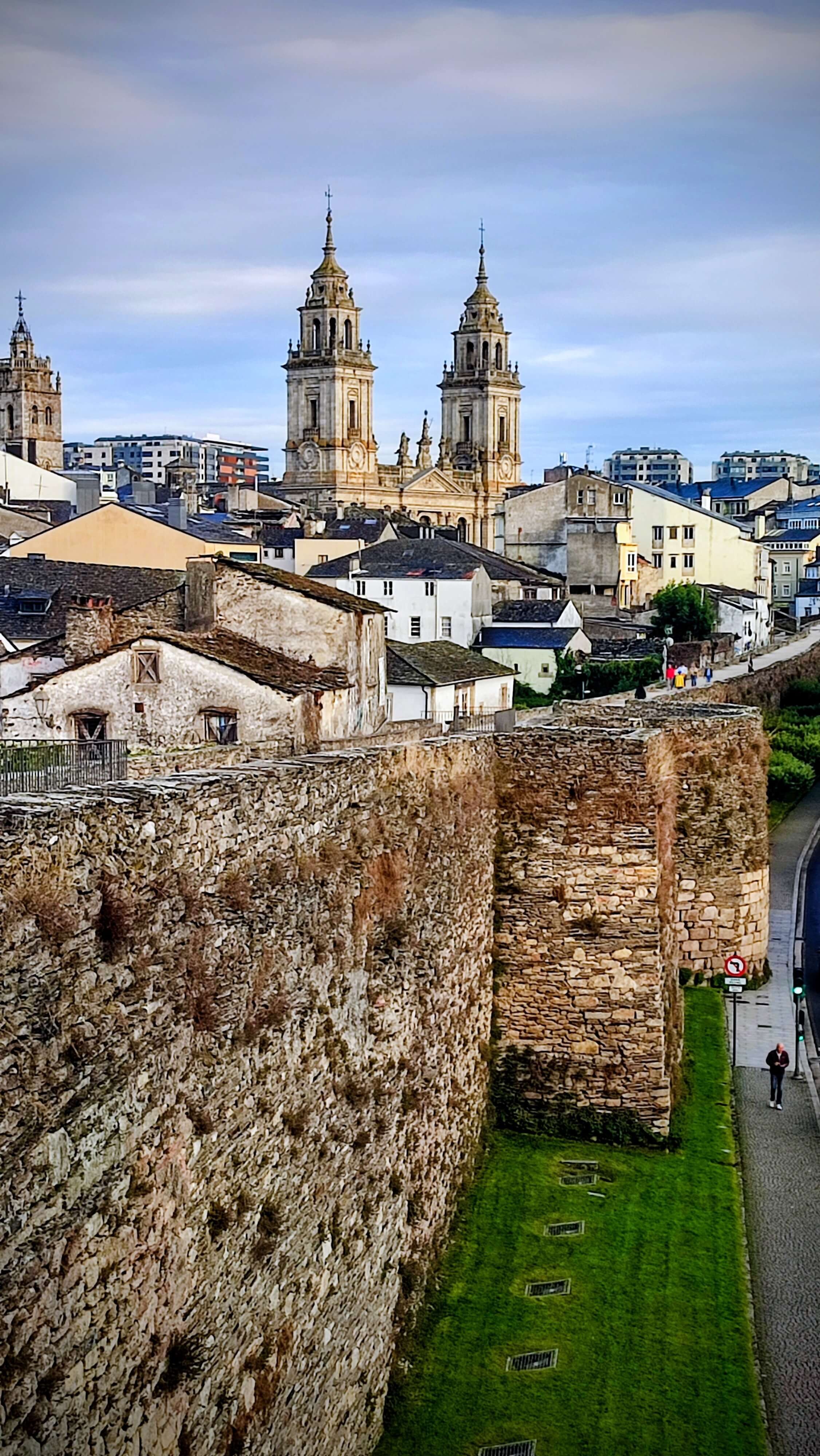 prim the wall lugo cathedral background img 20250927 194030~2