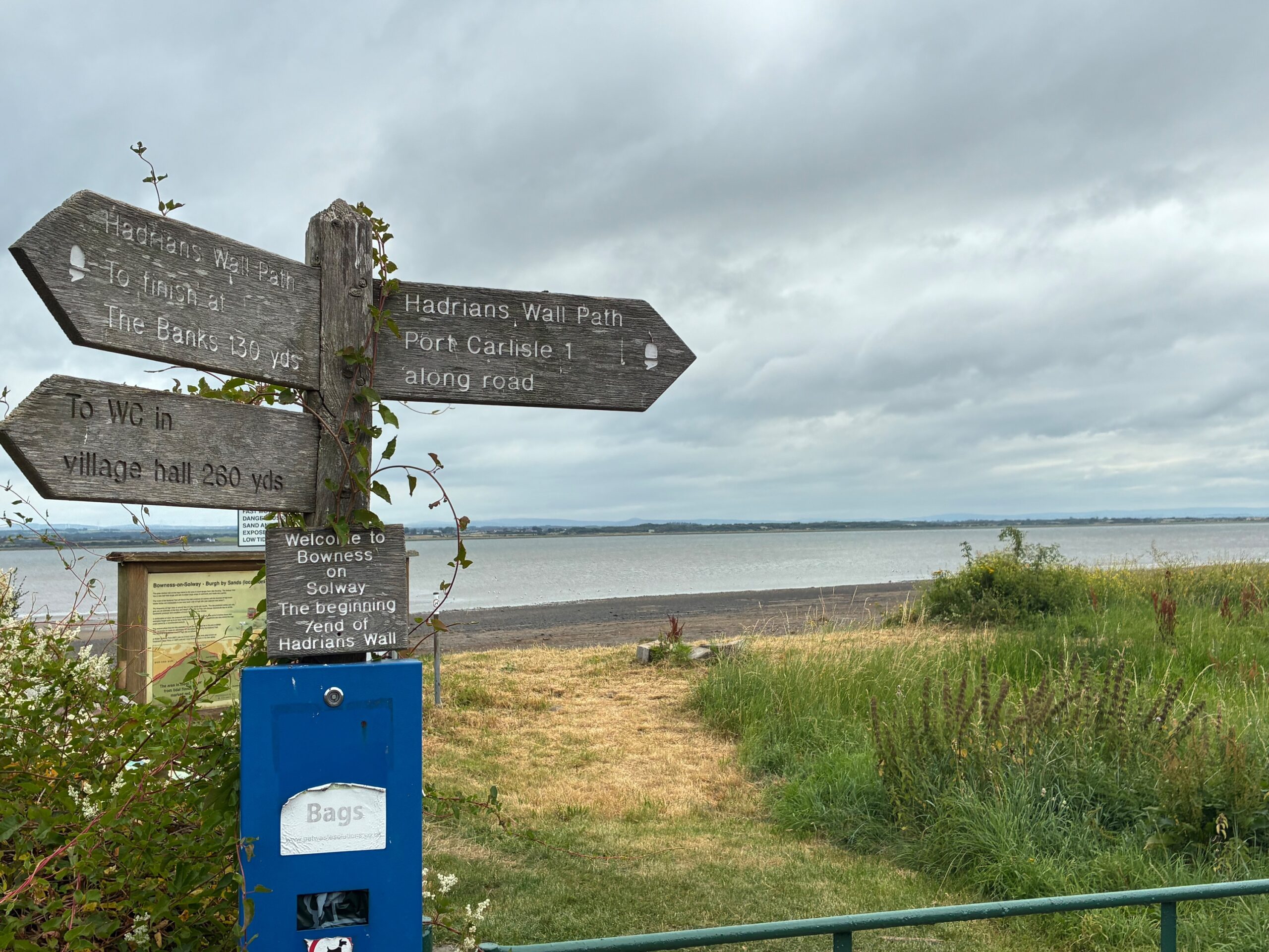 hwwe fingerpost at bowness img 7678